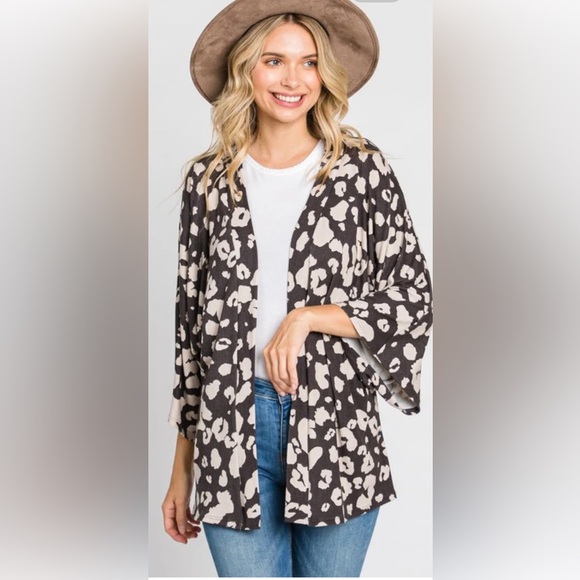 Women’s Leopard Print Sheer Kimono Cover Up Size S - Picture 1 of 10